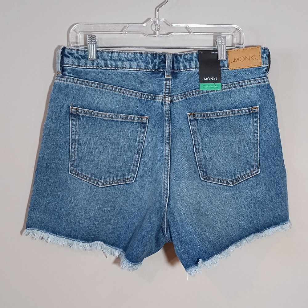 Monki cut off denim shorts in medium dusty blue Size 32 US 10 New NWT